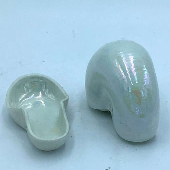 Vintage Lenox Nautilus Fine Porcelain Iridescent Sea Shell Trinket Box - Picture 7 of 10